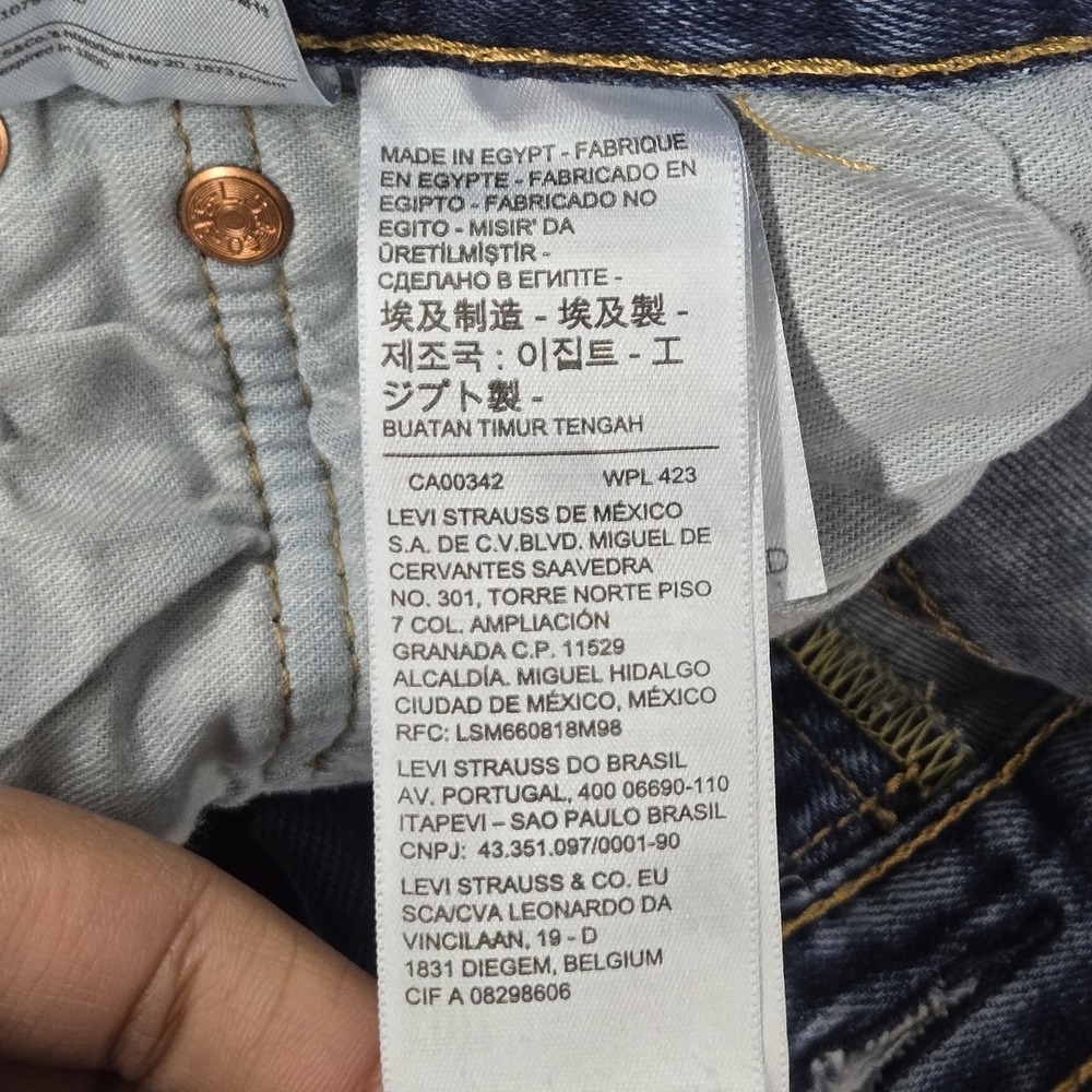 Levi's 501 Men Jeans 34X32 Blue Denim Straight Button‎ Fly 28" Inseam - Picture 4 of 16